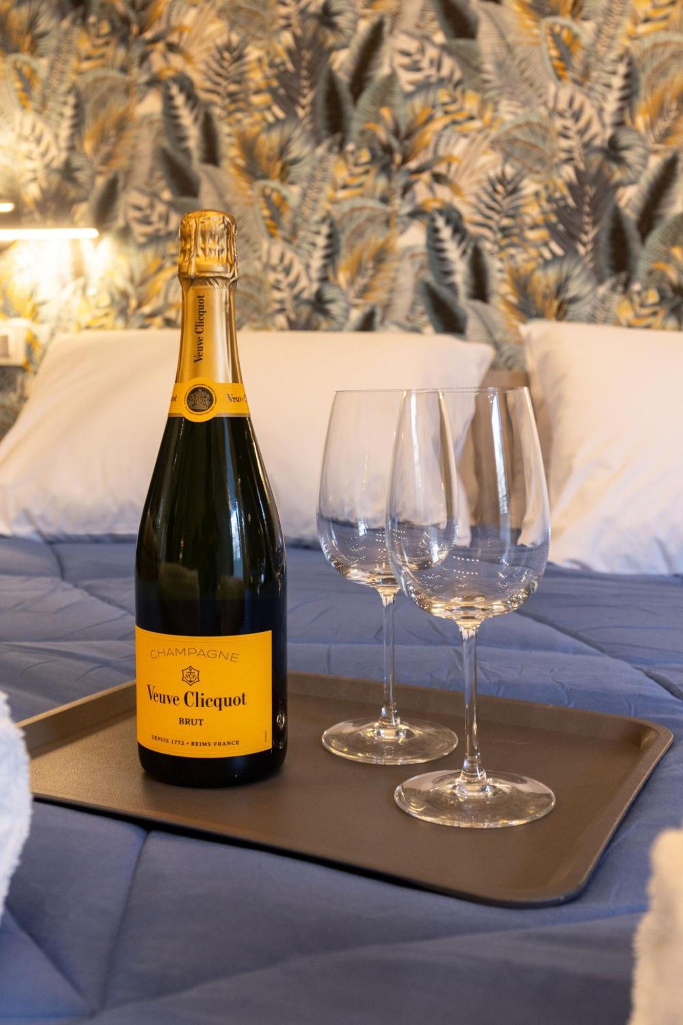 Urban Chic Luxury Suite Apartments Rom Eksteriør billede